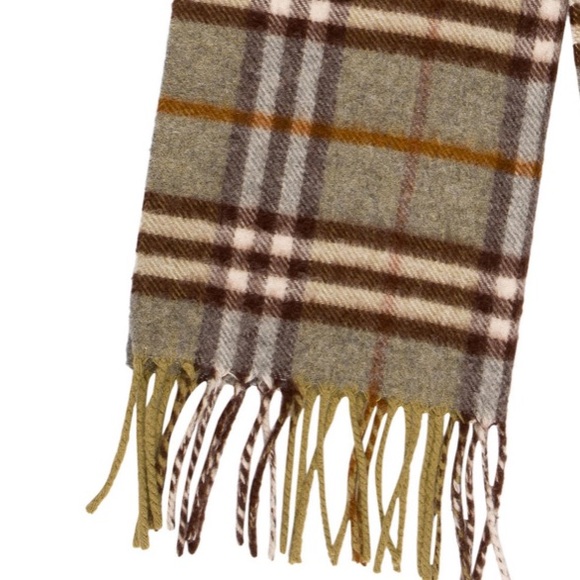 Burberry Cashmere Blend Scarf - Picture 5 of 9